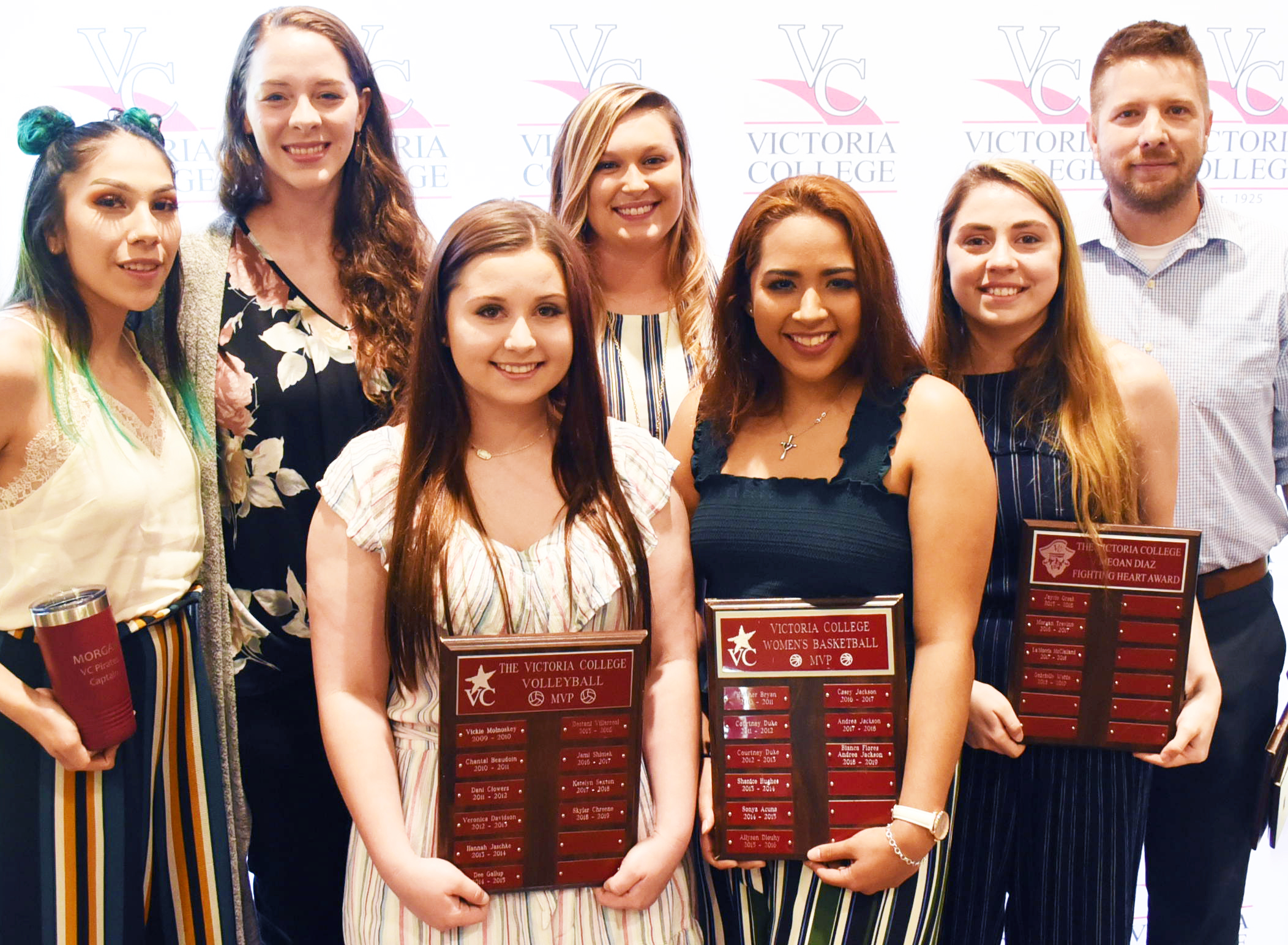 victoria-college-athletics-presents-annual-awards