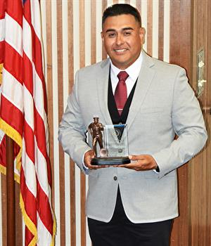 Briseno, Edward Valedictorian