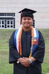 Dar Moo at 2025 Commencement